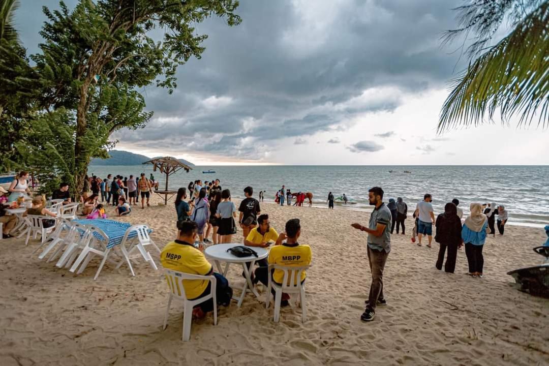Vip Suite Seaview Batu Ferringhi 1003-2 Bedroom Екстериор снимка